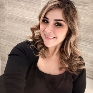 Meet your Posher, Monica